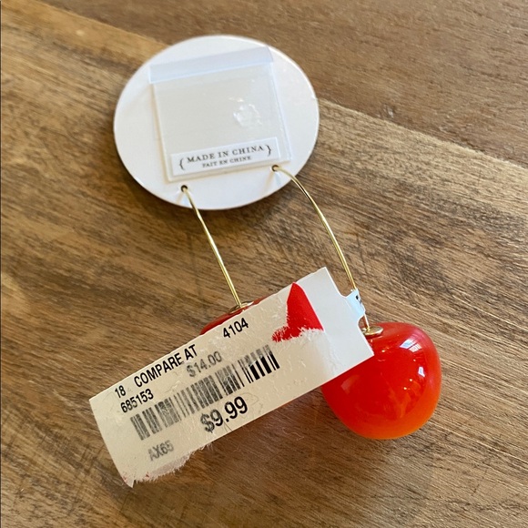 2 pairs of cherry dangle earrings - Picture 3 of 3